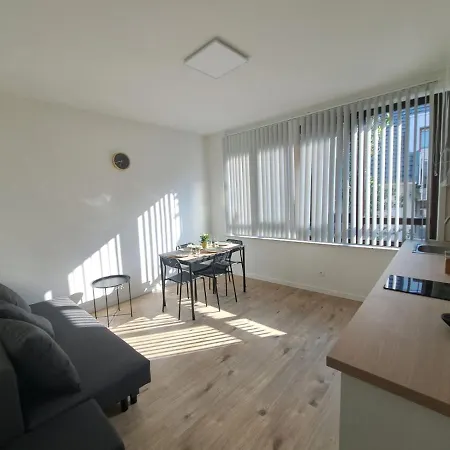 Apartment Modern Aan Zee En Station